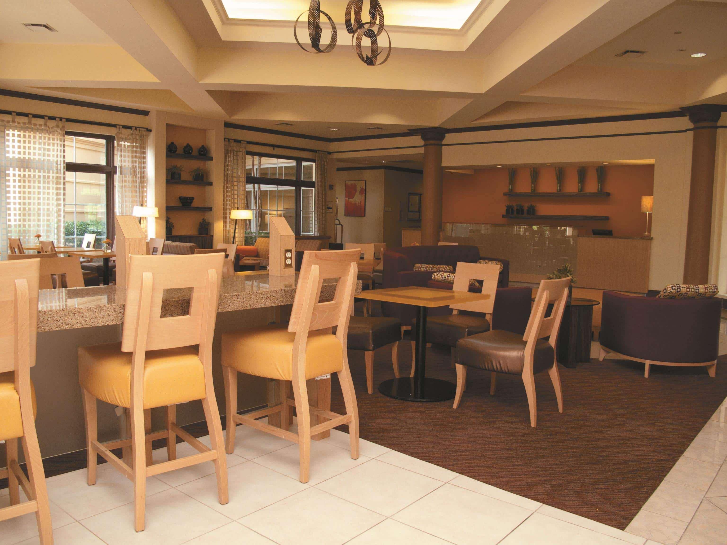 La Quinta By Wyndham Raleigh/Durham Southpoint Hotel Exterior photo